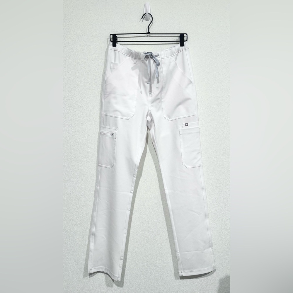 Figs Men’s Cairo Cargo Optic White Scrub Pants